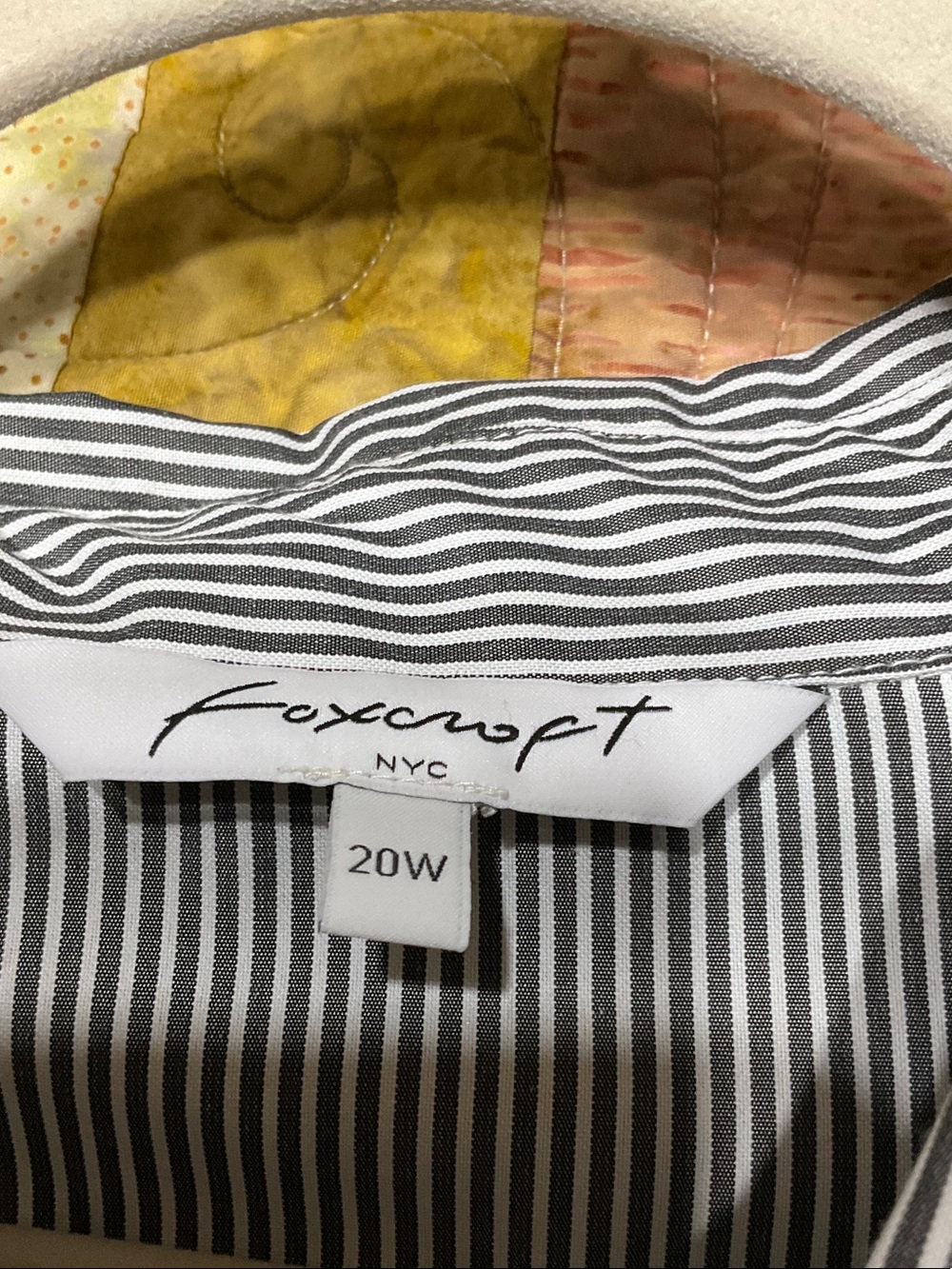 🔥Foxcroft Gray and White Striped Button-Down with Floral Embroidery - Picture 6 of 10